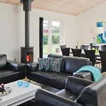 Holiday home Barsbaeklund V *
