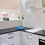 Barsbaeklund V Holiday home